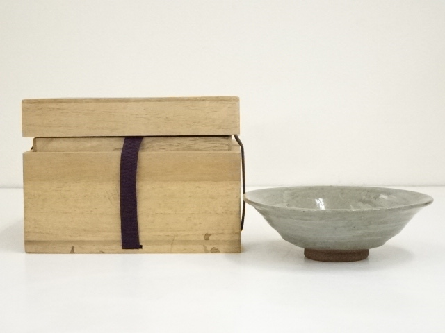 JAPANESE TEA CEREMONY / TEA BOWL CHAWAN / AKAHADA WARE